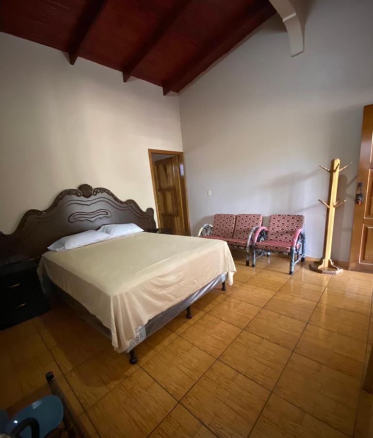 Hotel Y Balneario Villa Paraiso カタカマス エクステリア 写真